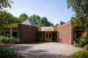 Locatie de verrekijker JD vooraanzicht